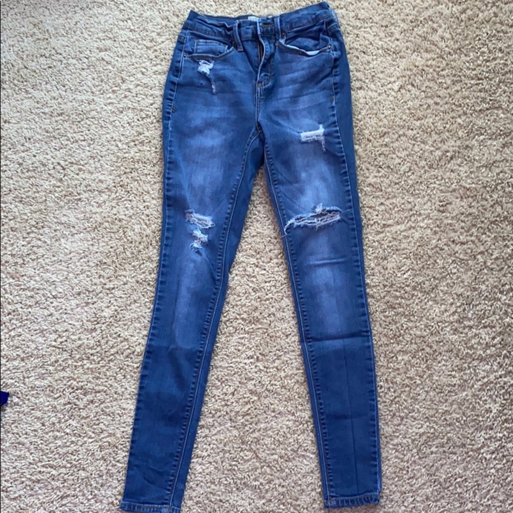 blue skinny jeans